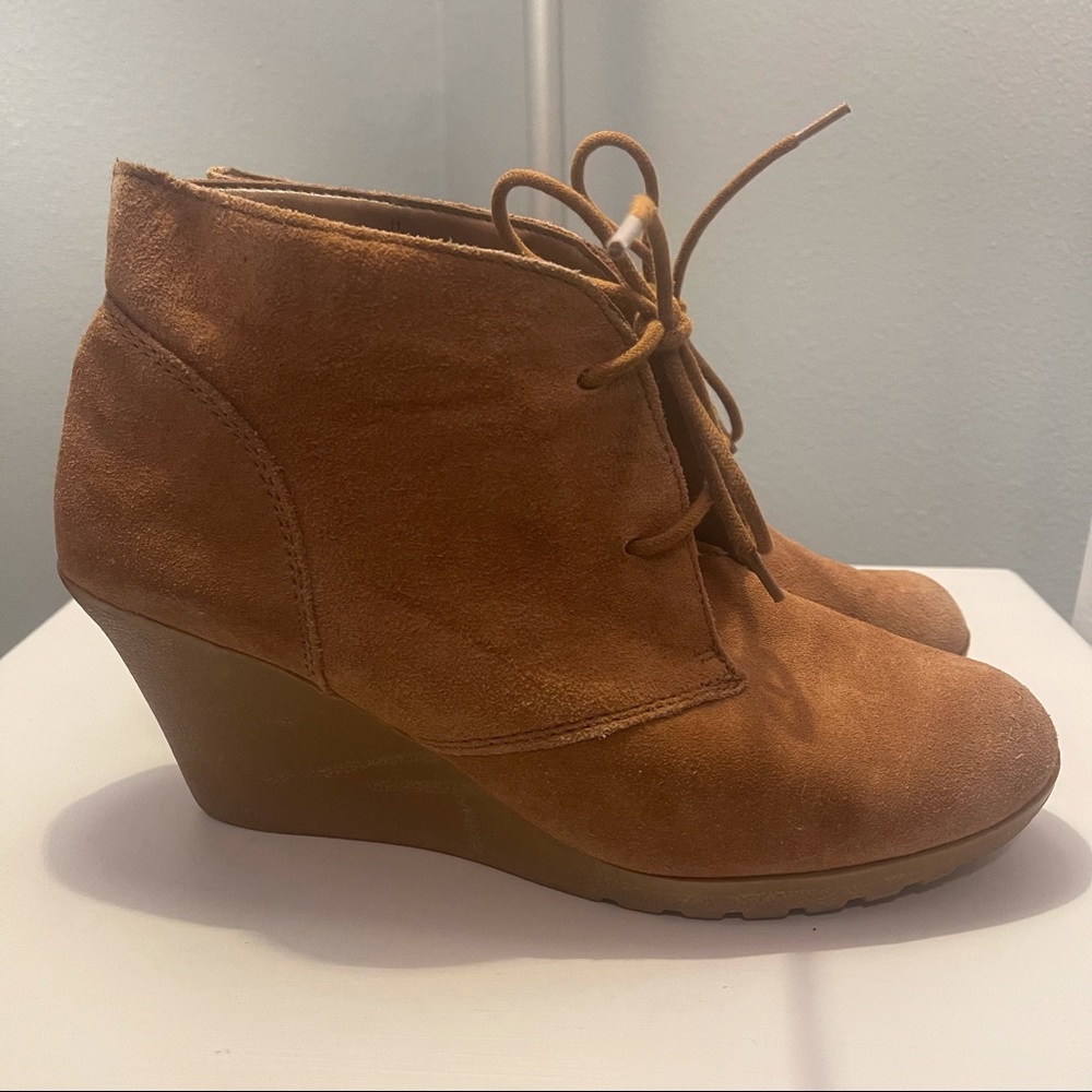 Merona Brown Suede Look Tie Wedge Booties Size 11